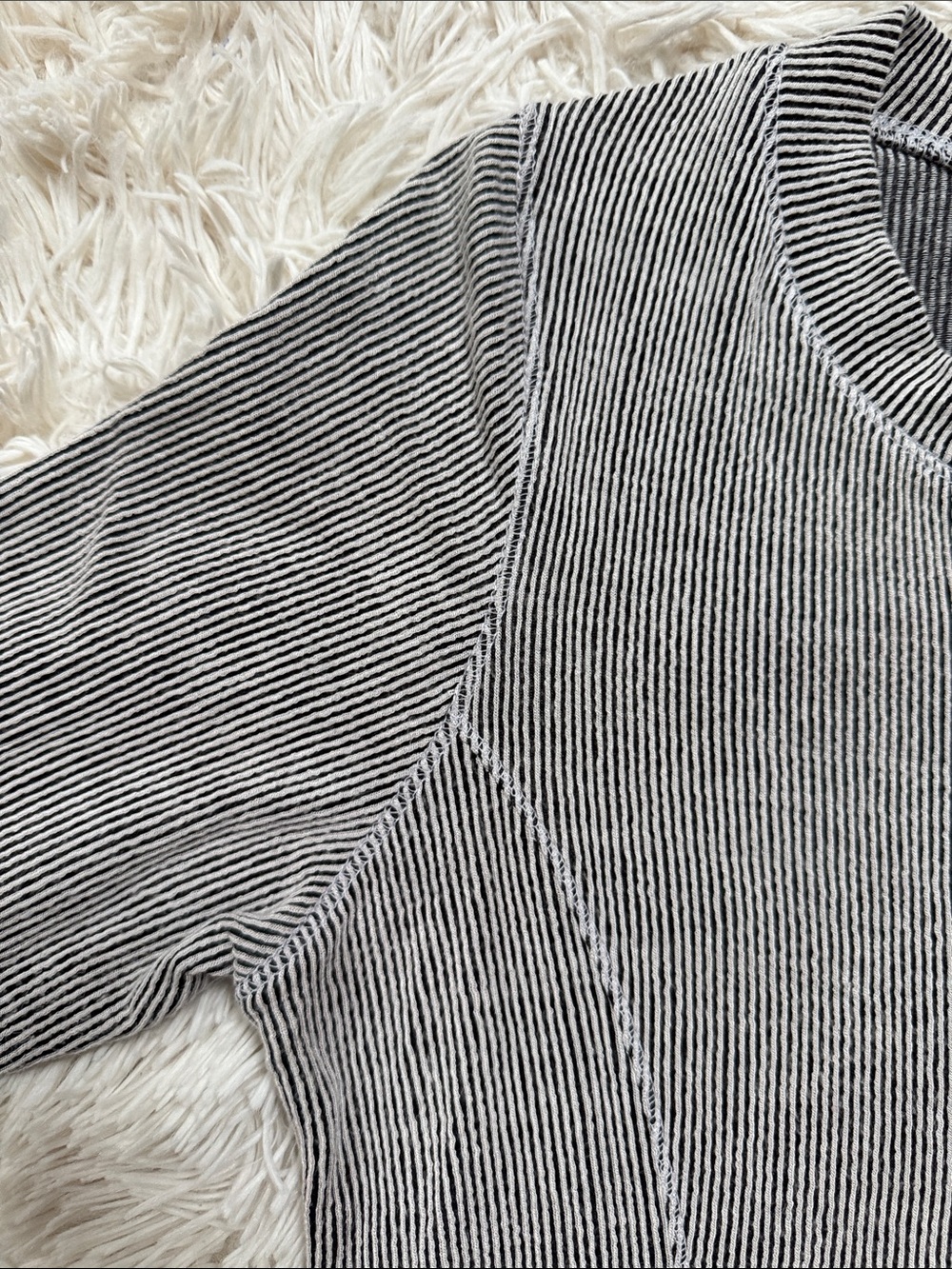 Bucket List Ribbed Crewneck Henley LS Top ๐ Black & White - Picture 5 of 13